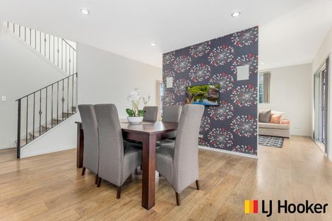 Photo of property in 39 Pickaberry Avenue, Karaka, Papakura, 2113