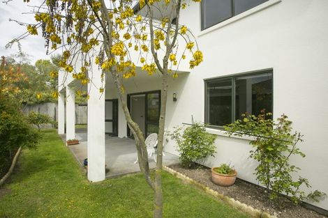 Photo of property in 2/17 Rainbow Drive, Rainbow Point, Taupo, 3330