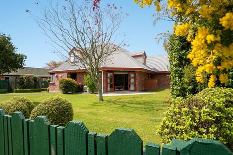 Photo of property in 1 Longfellow Street, Leamington, Cambridge, 3432