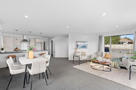 Photo of property in 98 Gilberthorpes Road, Hei Hei, Christchurch, 8042