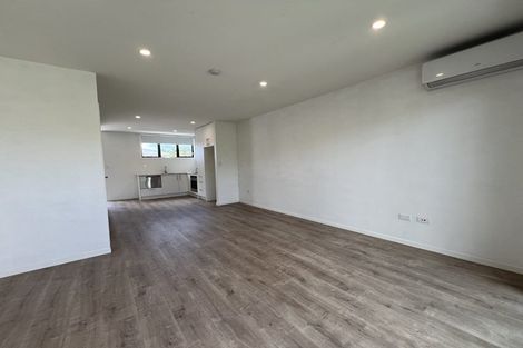 Photo of property in 7/12 Tawa Road, Te Atatu Peninsula, Auckland, 0610