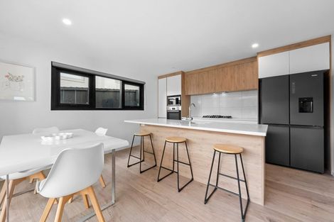 Photo of property in 148a Hutchinsons Road, Bucklands Beach, Auckland, 2014