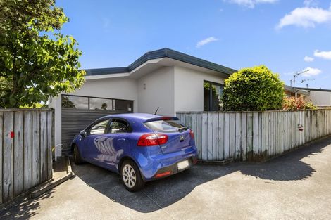 Photo of property in 9b Bay Drive, Titahi Bay, Porirua, 5022