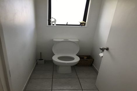 Photo of property in 79 Vipond Road, Stanmore Bay, Whangaparaoa, 0932