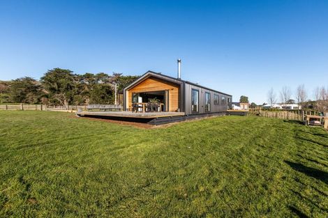 Photo of property in 2480 Kahuranaki Road, Elsthorpe, Havelock North, 4295