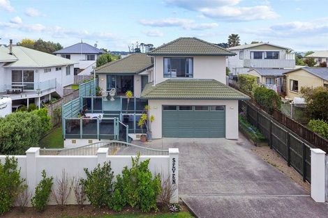 Photo of property in 7 Crispe Road, Clarks Beach, 2122