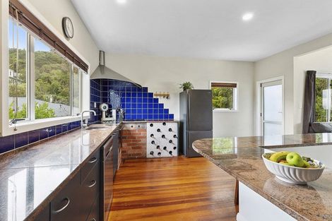 Photo of property in 32 Rawhiti Road, Pukerua Bay, 5026