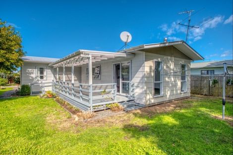 Photo of property in 2 Bulli Street, Riverdale, Gisborne, 4010