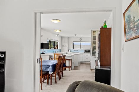 Photo of property in 10 Tatyana Place, Massey, Auckland, 0614