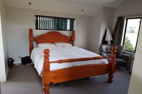 Photo of property in 19 Landsdowne Terrace, Karori, Wellington, 6012