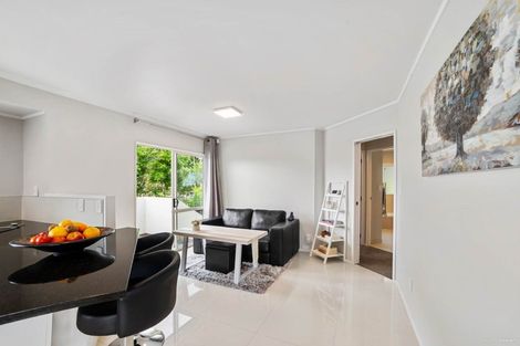Photo of property in 3 Carnmore Place, Torbay, Auckland, 0630