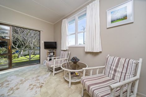 Photo of property in 11 Kepa Street, Ohawe, Hawera, 4671