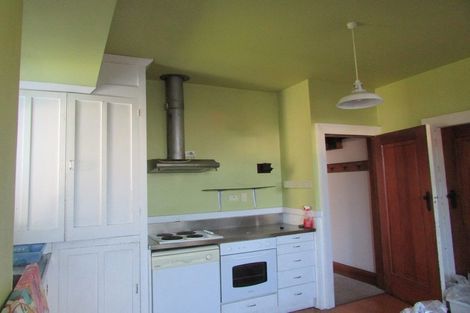 Photo of property in 100 Shakespeare Road, Waltham, Christchurch, 8023