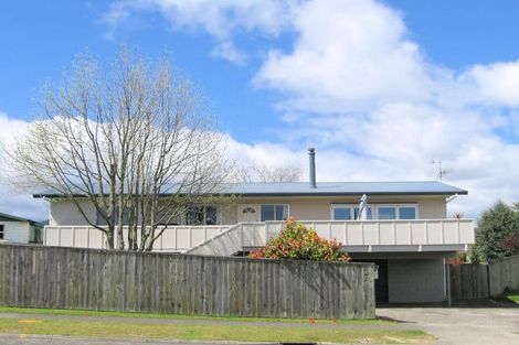 Photo of property in 96 Tamatea Road, Taupo, 3330