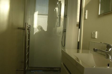 Photo of property in 4 Hawker Street, Mount Victoria, Wellington, 6011