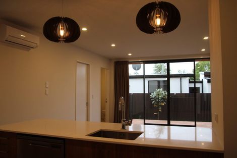 Photo of property in 525b Manchester Street, St Albans, Christchurch, 8014