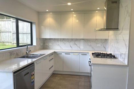 Photo of property in 62 Cardiff Road, Pakuranga, Auckland, 2010