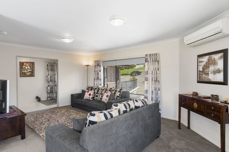 Photo of property in 25 Hawk Place, Welcome Bay, Tauranga, 3112