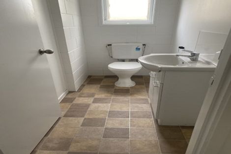 Photo of property in 50 View Road, Henderson, Auckland, 0612