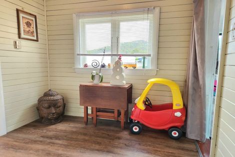 Photo of property in 20 Clifford Street, Blackball, 7804