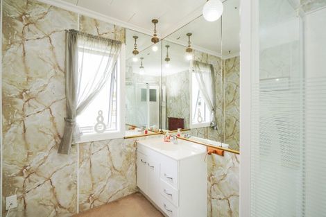 Photo of property in 24 Mackenzie Street, Winton, 9720