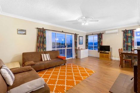 Photo of property in 17 Waiho Terrace, Elsdon, Porirua, 5022