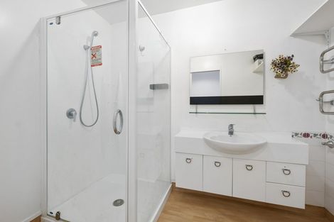 Photo of property in Goldridge Apartments, 22/43 Goldridge Way, Queenstown, 9300