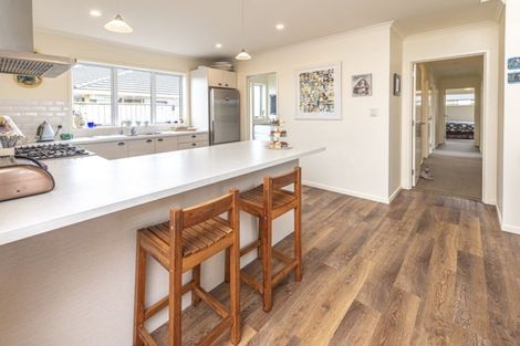 Photo of property in 6 Attrill Place, Tawhero, Whanganui, 4501