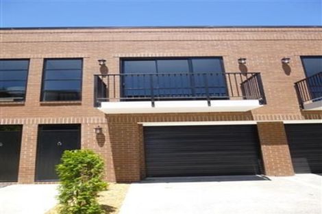 Photo of property in 18 Village Quarter Lane, Frankton, Hamilton, 3204