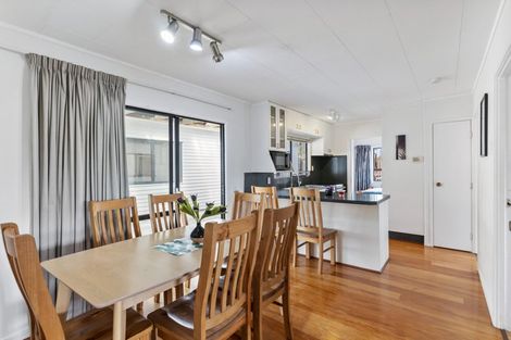 Photo of property in 54 Glennandrew Drive, Half Moon Bay, Auckland, 2012