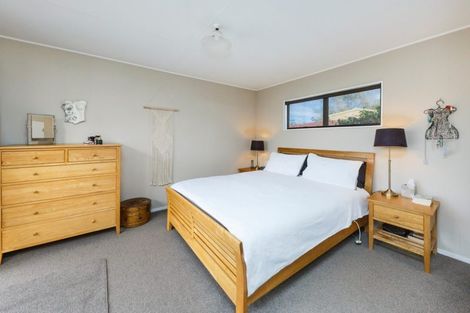 Photo of property in 50 Kaimanawa Street, Kelvin Grove, Palmerston North, 4414