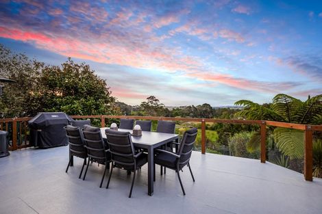 Photo of property in 470 Don Buck Road, Massey, Auckland, 0614