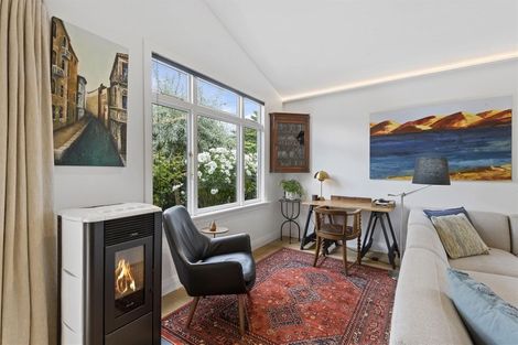 Photo of property in 91 Hawthorne Street, Strowan, Christchurch, 8052