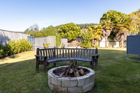 Photo of property in 65 Harper Road, Waimarama, Havelock North, 4294