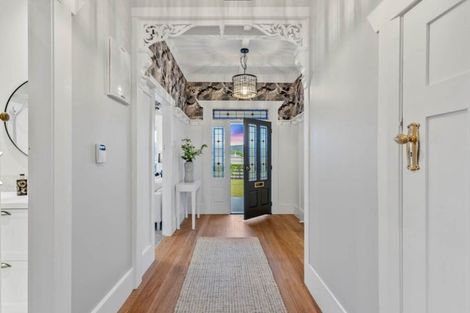 Photo of property in 40 Albert Street, Riverhead, 0820