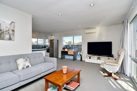 Photo of property in 1/168 Sawyers Arms Road, Bishopdale, Christchurch, 8053