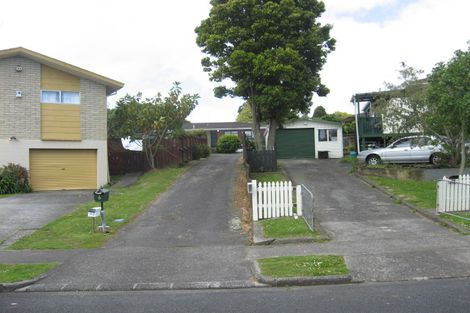Photo of property in 1/12 Frobisher Way, Clendon Park, Auckland, 2103