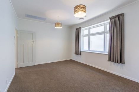 Photo of property in 34 Adams Terrace, Aro Valley, Wellington, 6021
