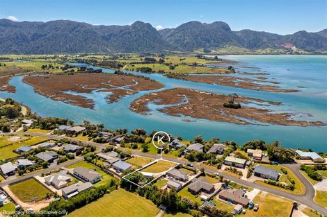 Photo of property in 11 Ruataniwha Drive, Collingwood, 7073