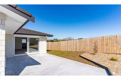 Photo of property in 37 Weka Street, Mangawhai, 0505