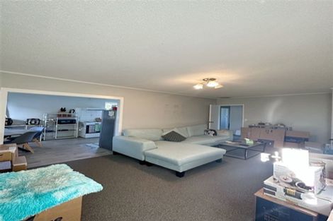 Photo of property in 104 Glendale Road, Glen Eden, Auckland, 0602