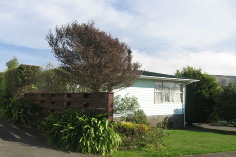 Photo of property in 58 Ernest Street, Ranui, Porirua, 5024