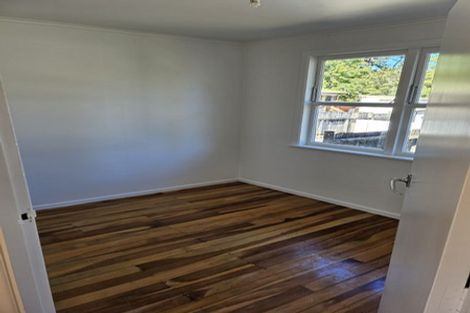 Photo of property in 84a Kaurilands Road, Titirangi, Auckland, 0604