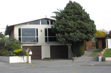 Photo of property in 12 Beaumaris Place, Sockburn, Christchurch, 8042