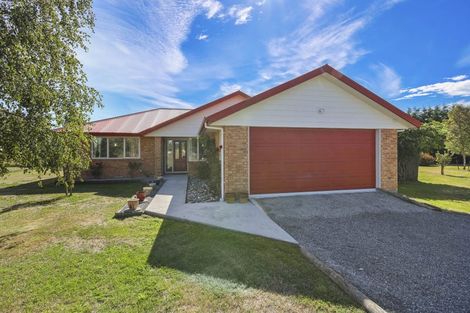 Photo of property in 38 Powells Road, Oxford, 7430