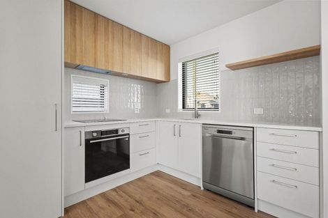 Photo of property in 4/21 Fairfield Avenue, Addington, Christchurch, 8024