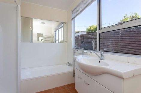 Photo of property in 65 Brightside Road, Stanmore Bay, Whangaparaoa, 0932