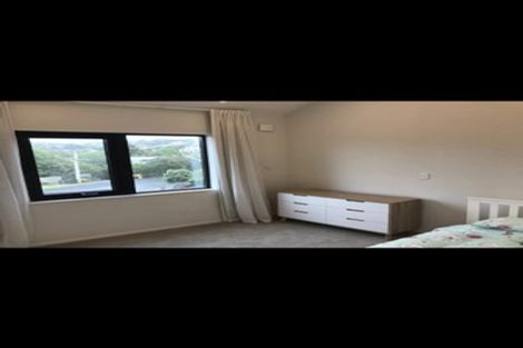 Photo of property in 3 Westbourne Road, Murrays Bay, Auckland, 0630