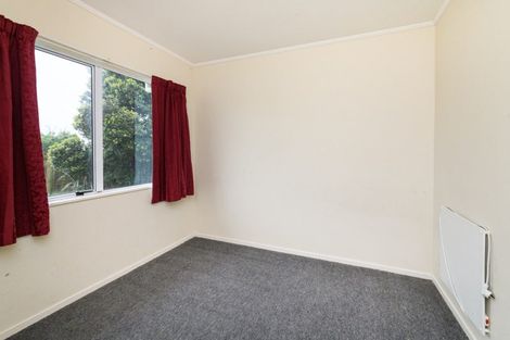 Photo of property in 31 Lydia Place, Kelvin Grove, Palmerston North, 4414