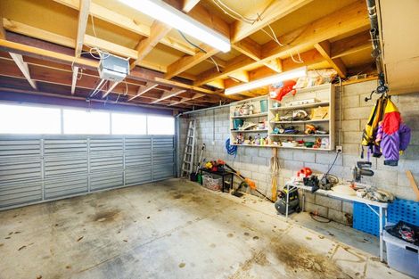 Photo of property in 34 Wellesley Street, Feilding, 4702